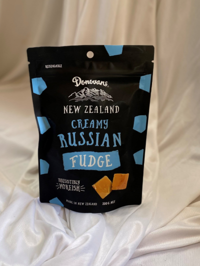 Creamy Russian Fudge - Our fudge is slowly batch cooked to give it a deep caramel flavour. Perfect for devouring any time of the day (or night).