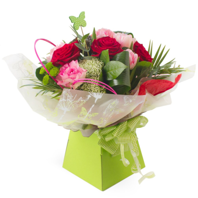 Butterflies - Red roses, pink roses and gorgeous greens make this a splendid handtie to send anytime.

At All For Love Flowers we are delighted to present this beautiful arrangement in water available for delivery in Invercargill.

 

Butterflies is a beautiful assortment of red Rose's pink Gerberas and a mixed assortment of seasonal deliciousness to make your gift beautiful in a water filled box and includes a butterfly. It comes in a water filled box to ensure freshness.

 

Please note the nature supplying flowers is dependant on the availability to us from the growers. We can most usually supply most flowers but at times  have  to substitute for the next best option. While we can not guarantee the flowers we can guarantee they will be beautiful.

 

Mid range is pictured and delivery for Invercargill is included in the price. If you are wanting a larger bouquet, mid to large range is best to pick. If you require the flowers to be delivered out of town. delivery cost is larger so mid to large range is advised.

 

For same day delivery please order before 2pm for town orders. Out of town orders need to be ordered early to catch the couriers for same day. Some areas will be over night

         Thank you for choosing All For Love Flowers, we strive to do our best for you.