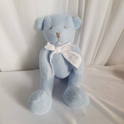 Blake Bear - Blue - Super cute, Blake Bear in Blue - 35cm High

A lovely gift to accompaniment a bouquet of flowers.